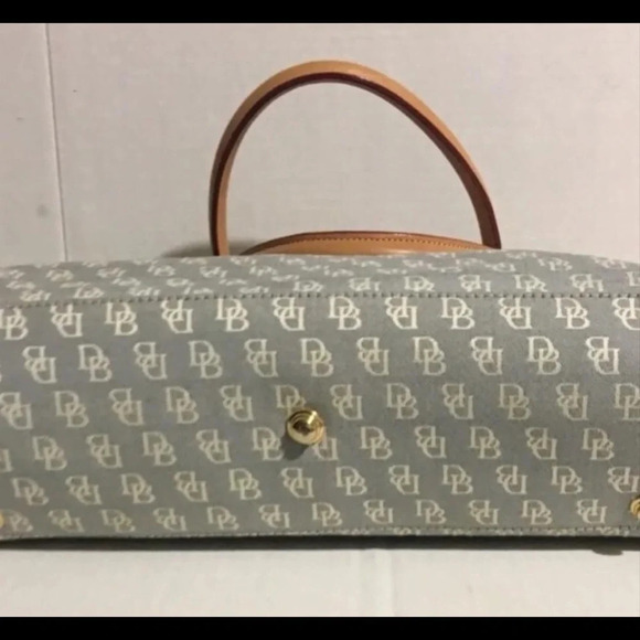 Dooney & Bourke satchel signature print bag - Picture 3 of 8